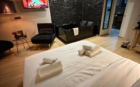 Eterna Suites Roma